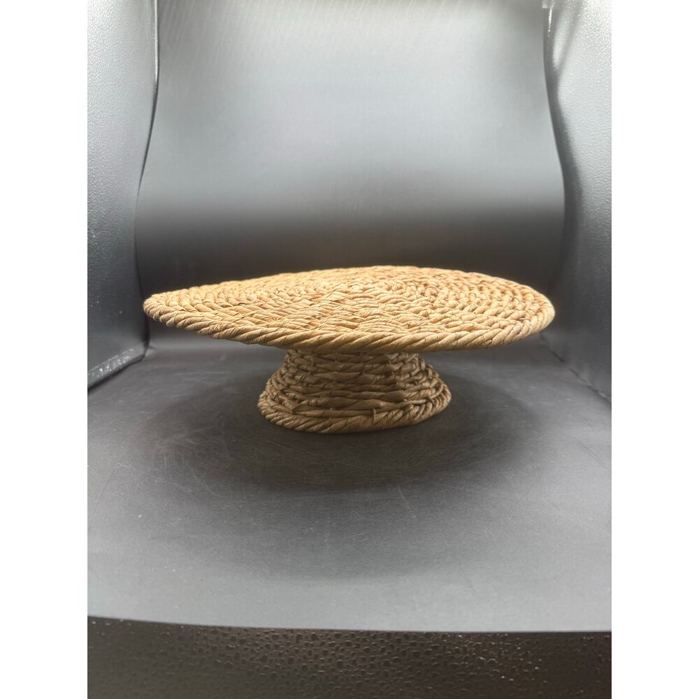 Wicker Cake Platter